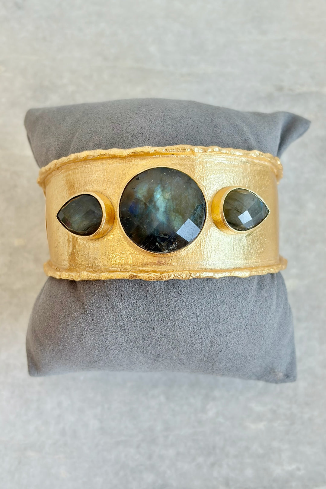 Labradorite Elegance Cuff