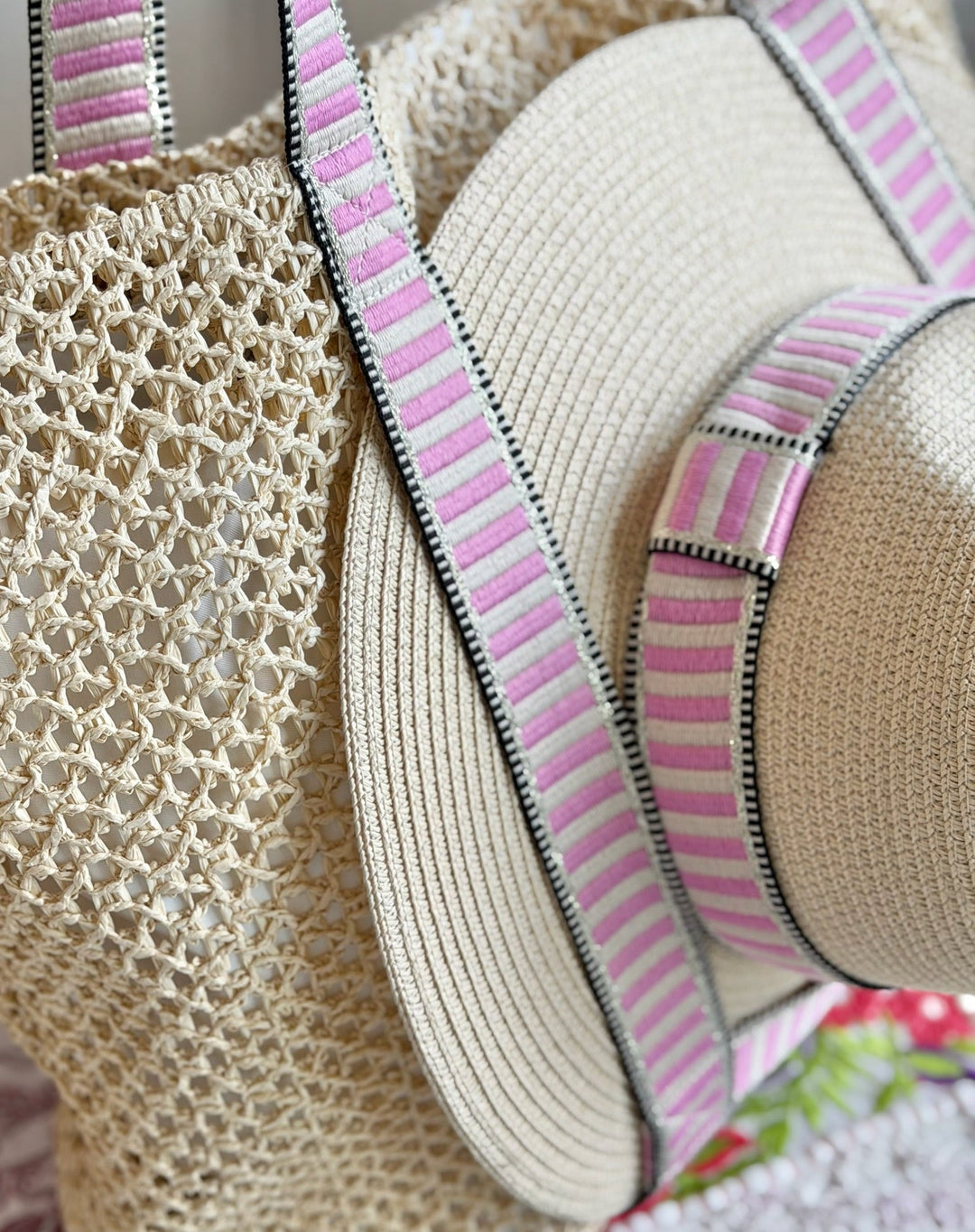 Blush Boardwalk StrawTote