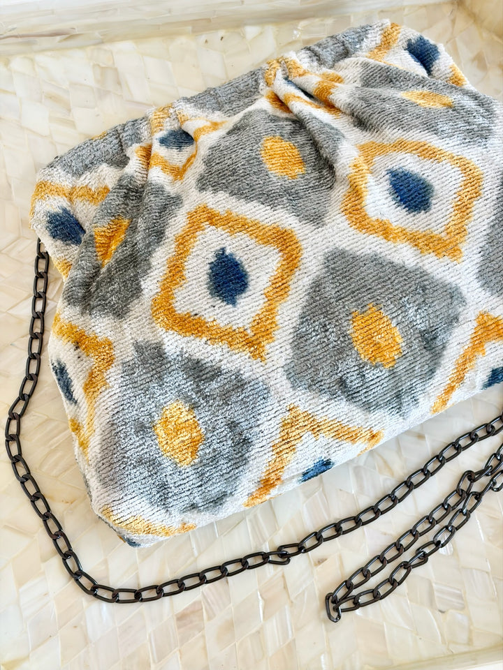 The Billow Clutch