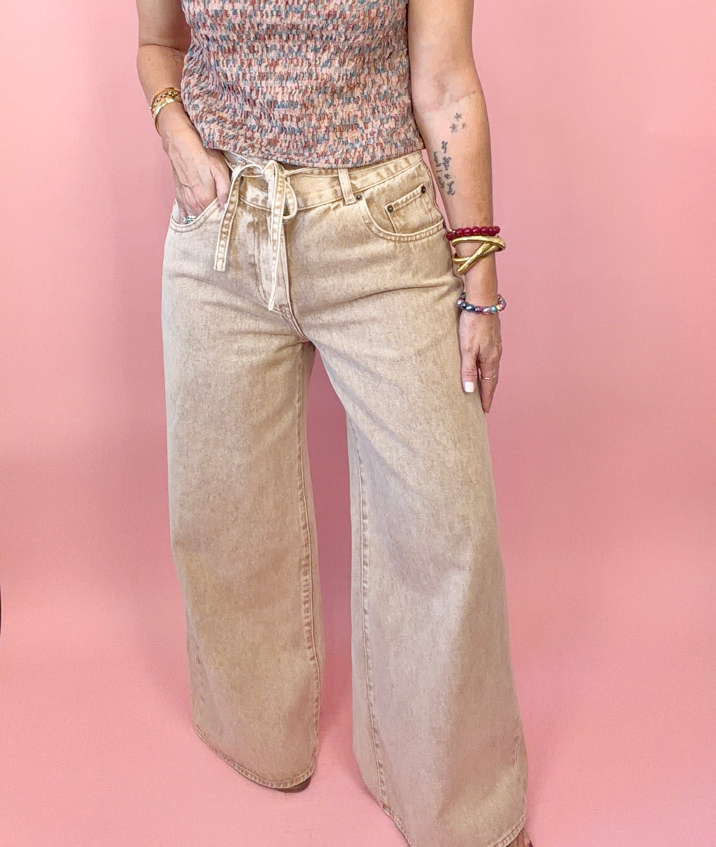 Drifter Mid Rise Wide Leg Jean