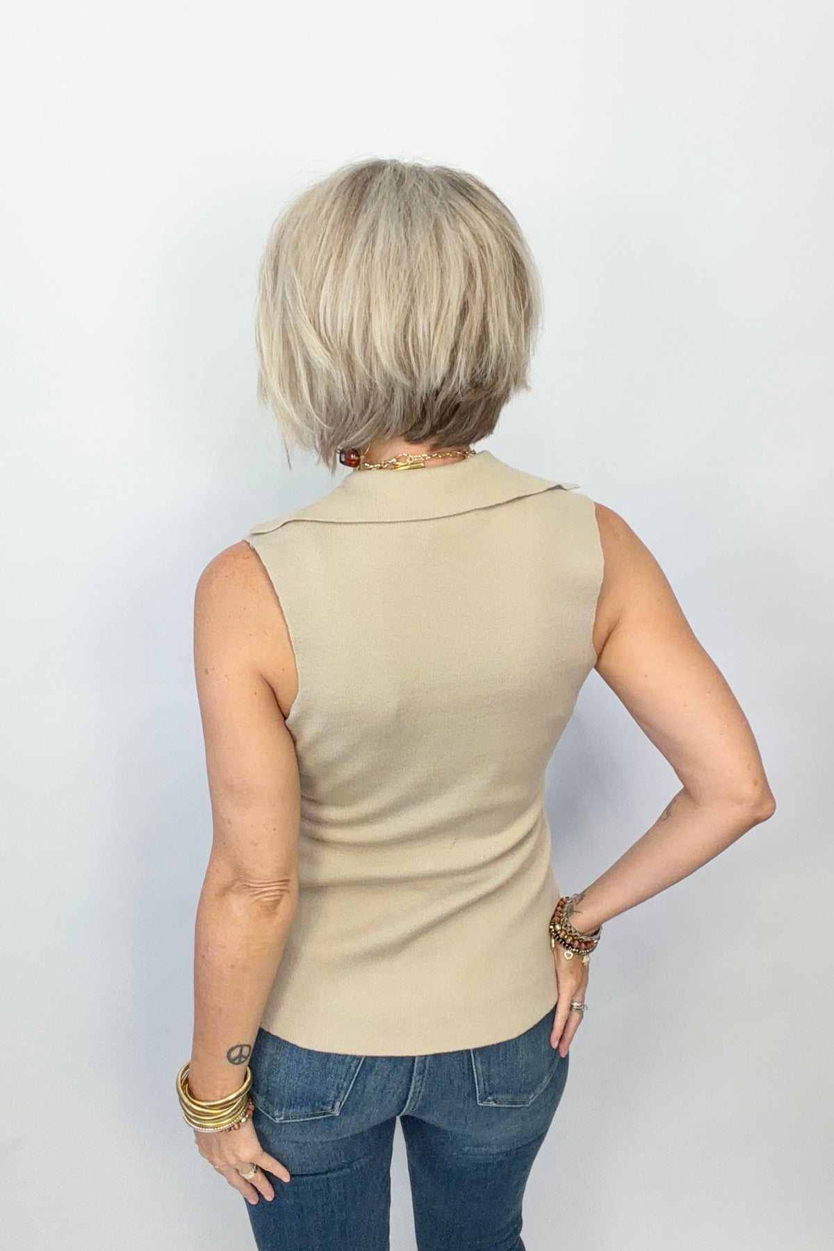 Tailored Edge Sleeveless Blazer