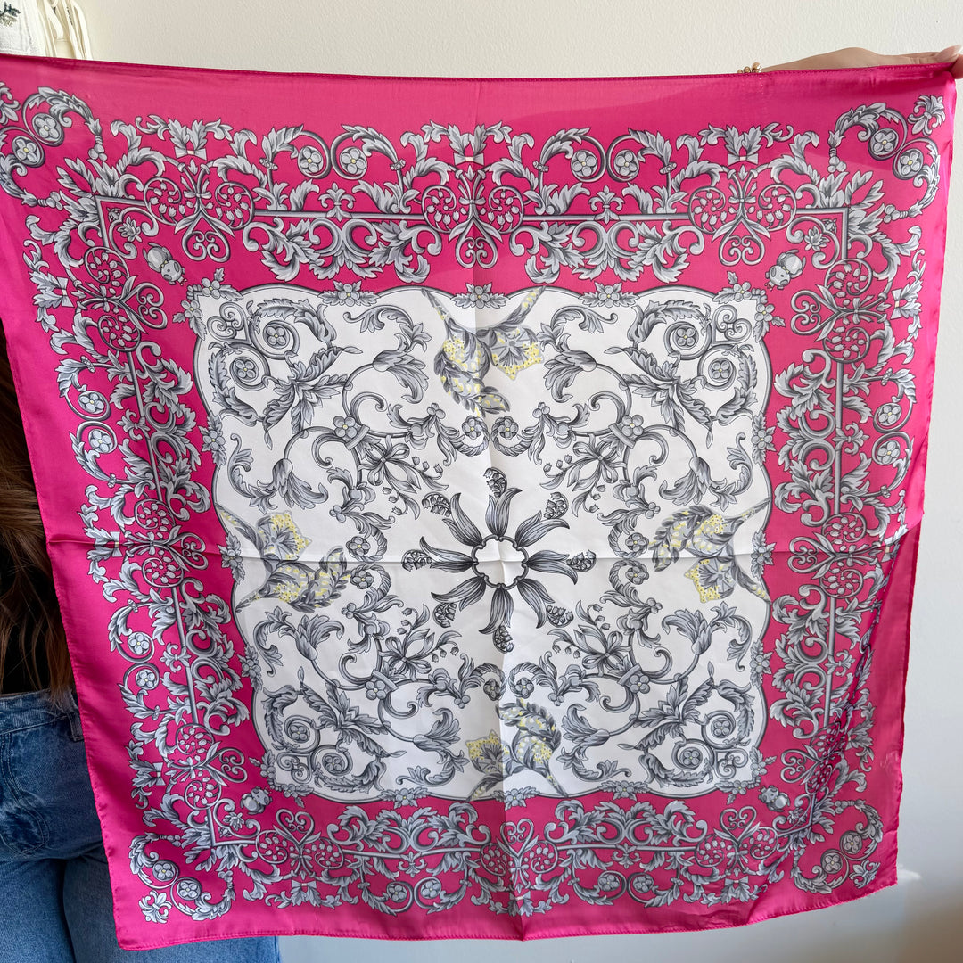 The Versailles Scarf