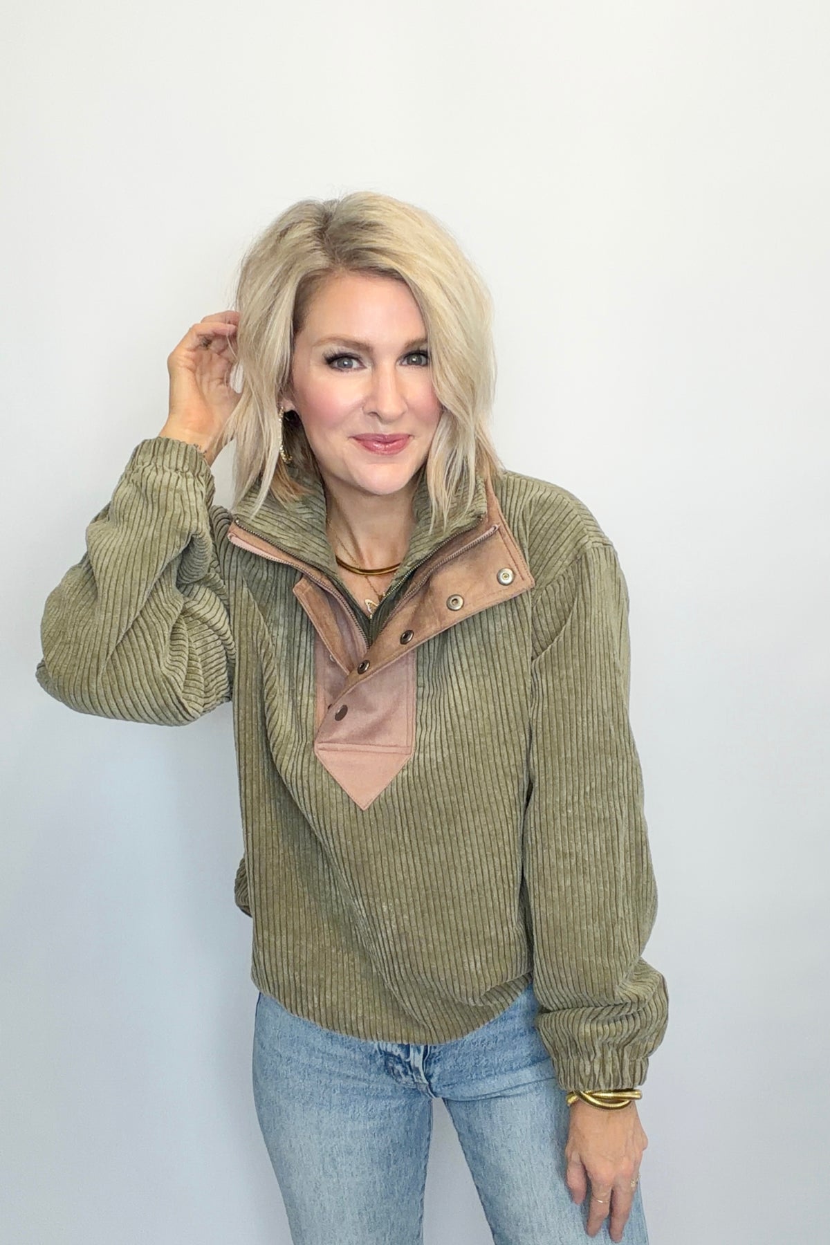 Scenic Route Pullover