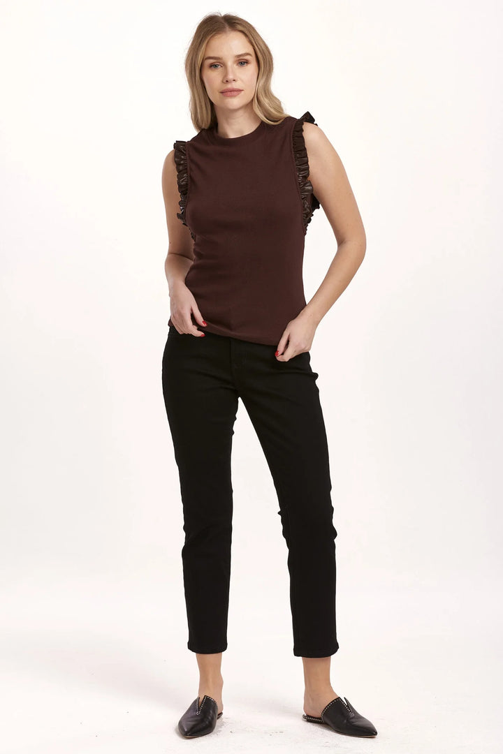 BRIDGET RUFFLE TRIMMED TOP.