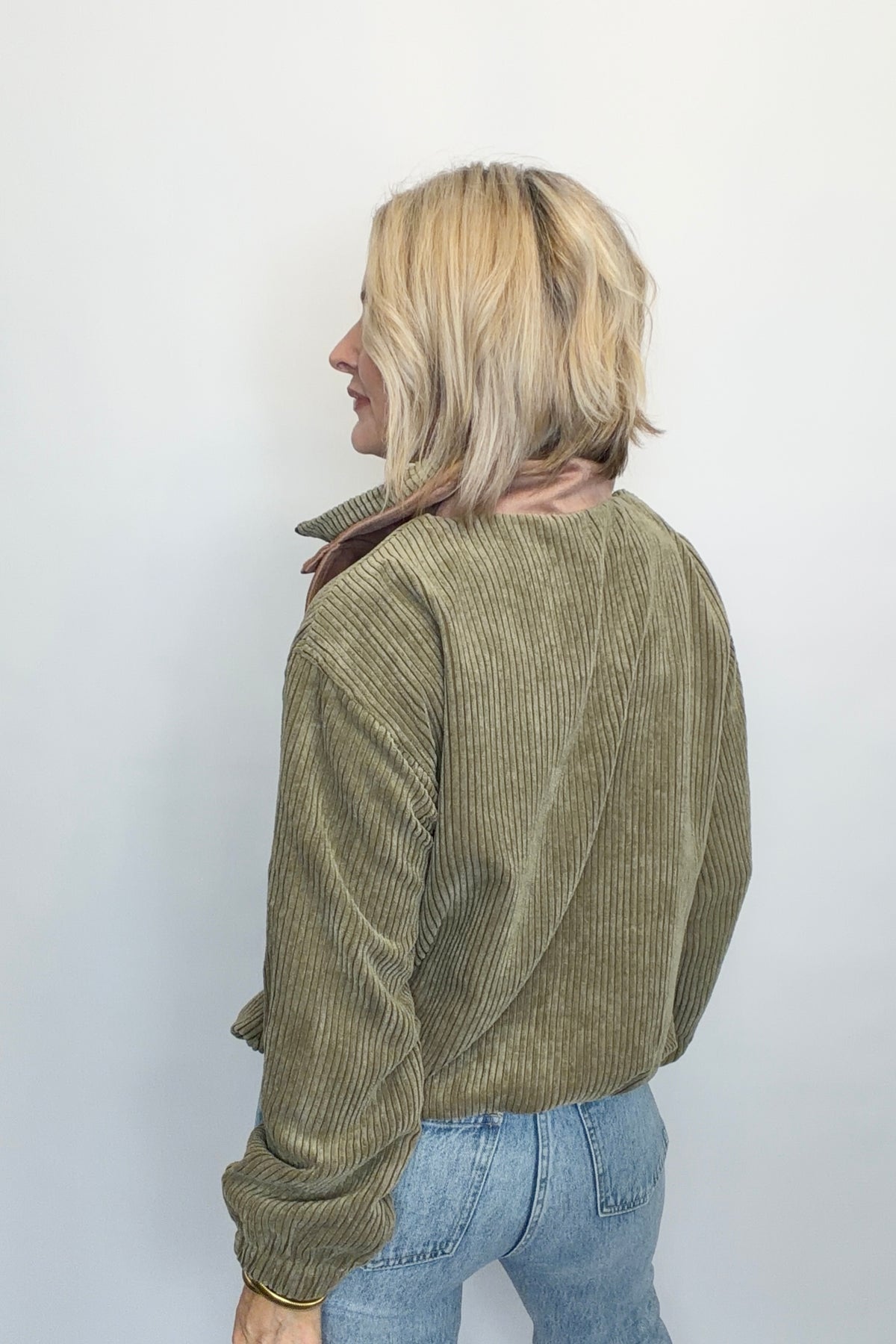Scenic Route Pullover