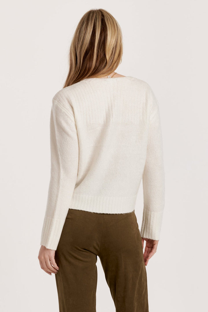 CORALINE NOTCHED ROUND NECK SWEATER COZY CREAM