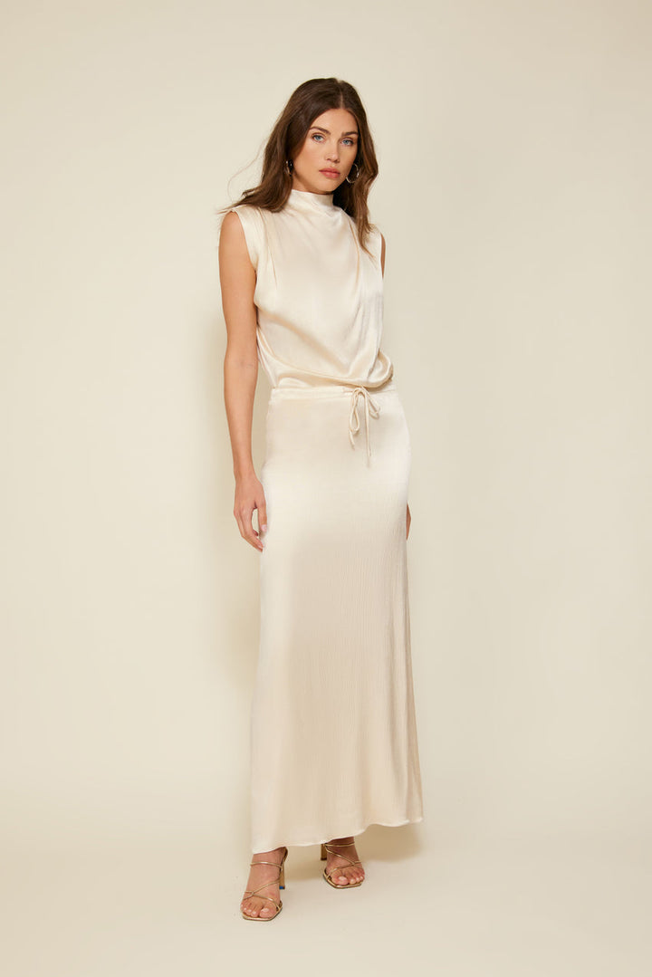 GLOSSY DRAWSTRING MAXI SKIRT
