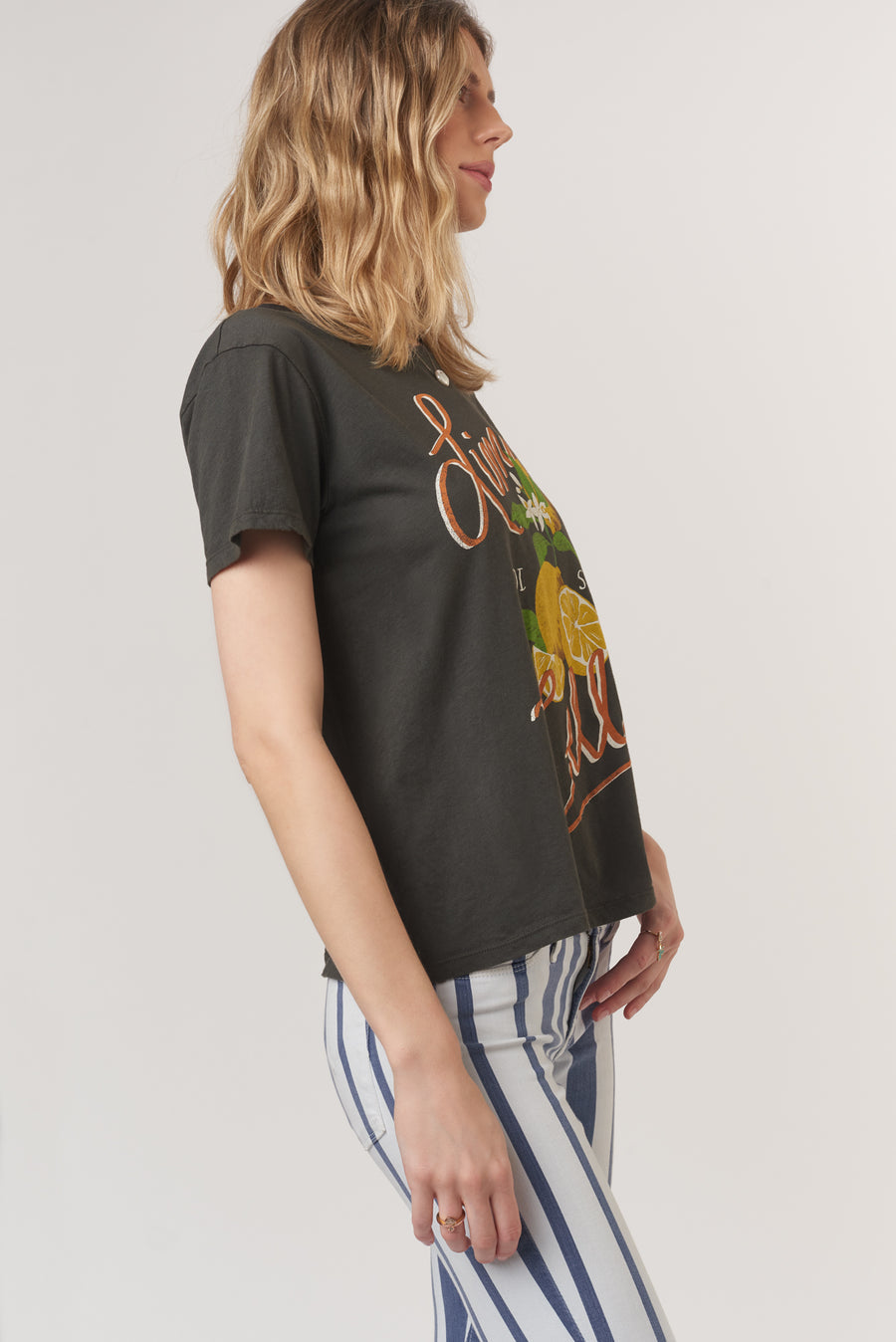 LIMON CELLO TEE - VINTAGE BLACK
