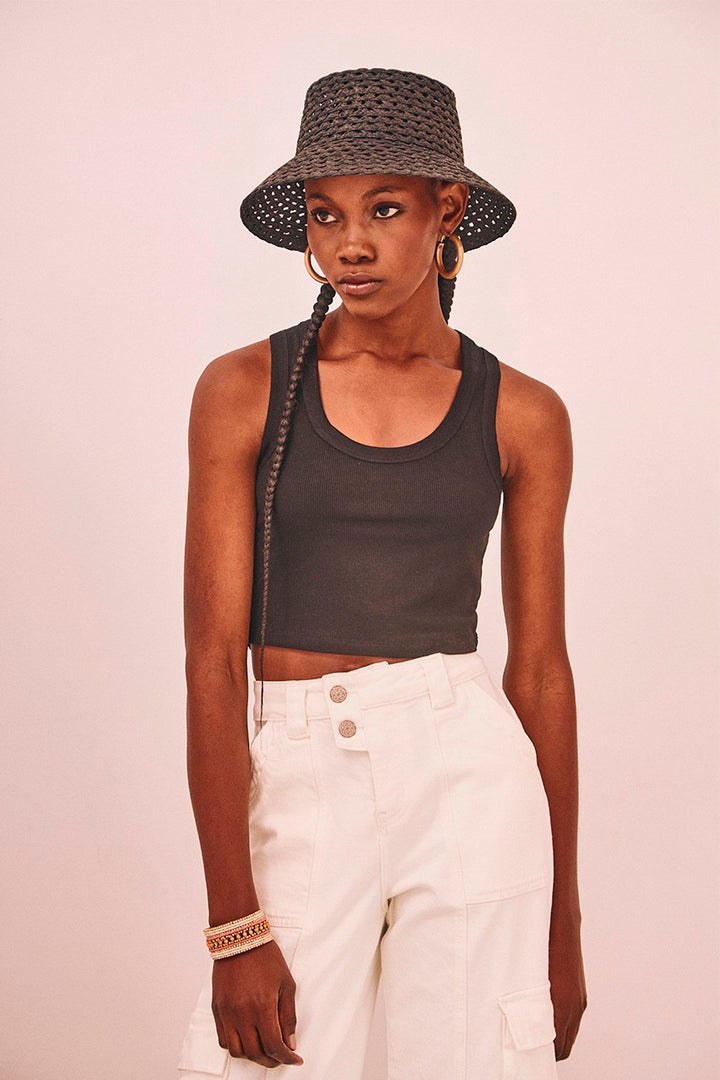 BLACK BASIC TANK TOP