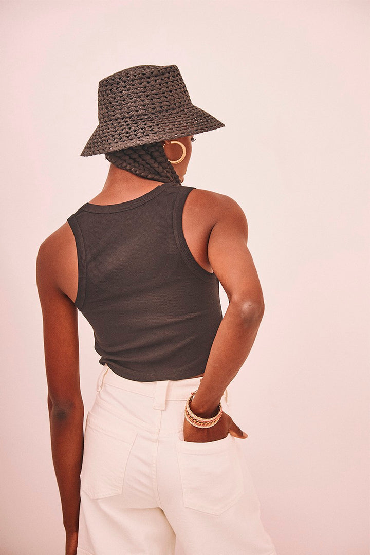 BLACK BASIC TANK TOP