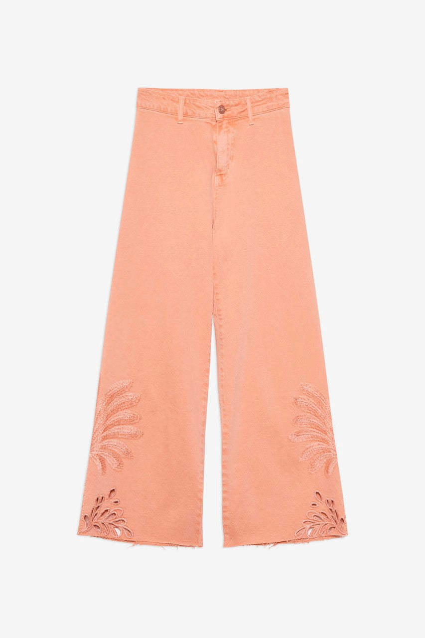 WIDE-LEG EMBROIDERED JEANS