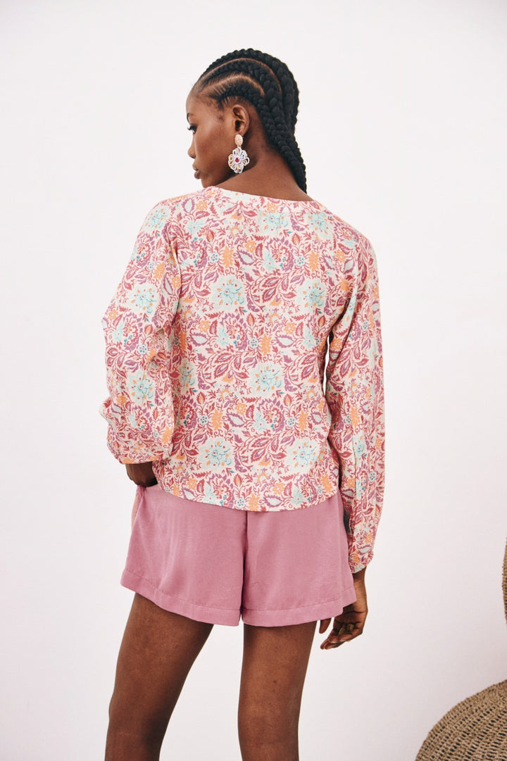 GEOMETRIC EMBROIDERED SHORTS