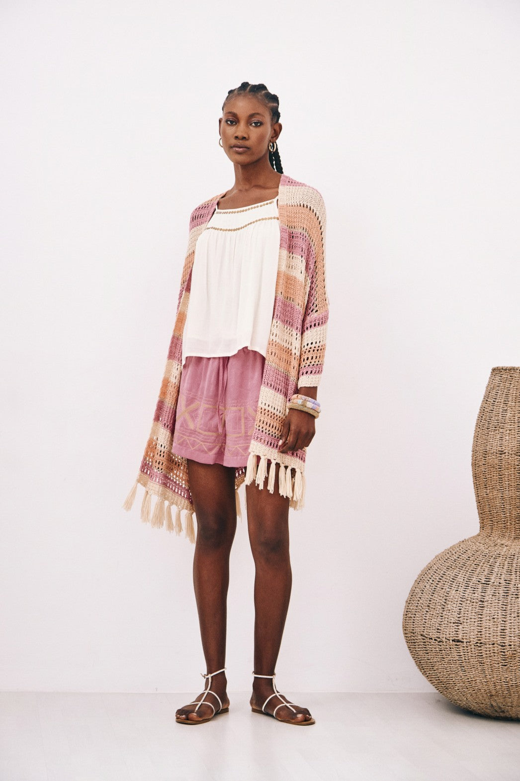 GEOMETRIC EMBROIDERED SHORTS