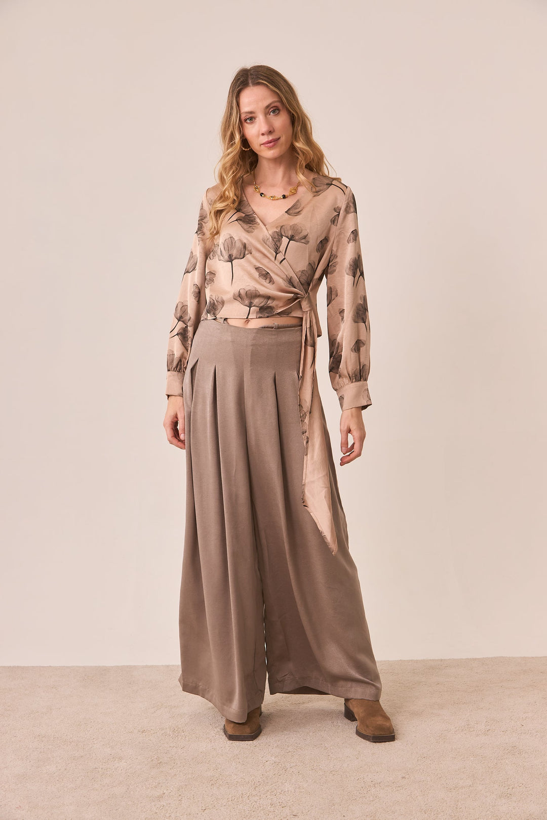 CROSS-BOWED PRINTED BLOUSE - PINK