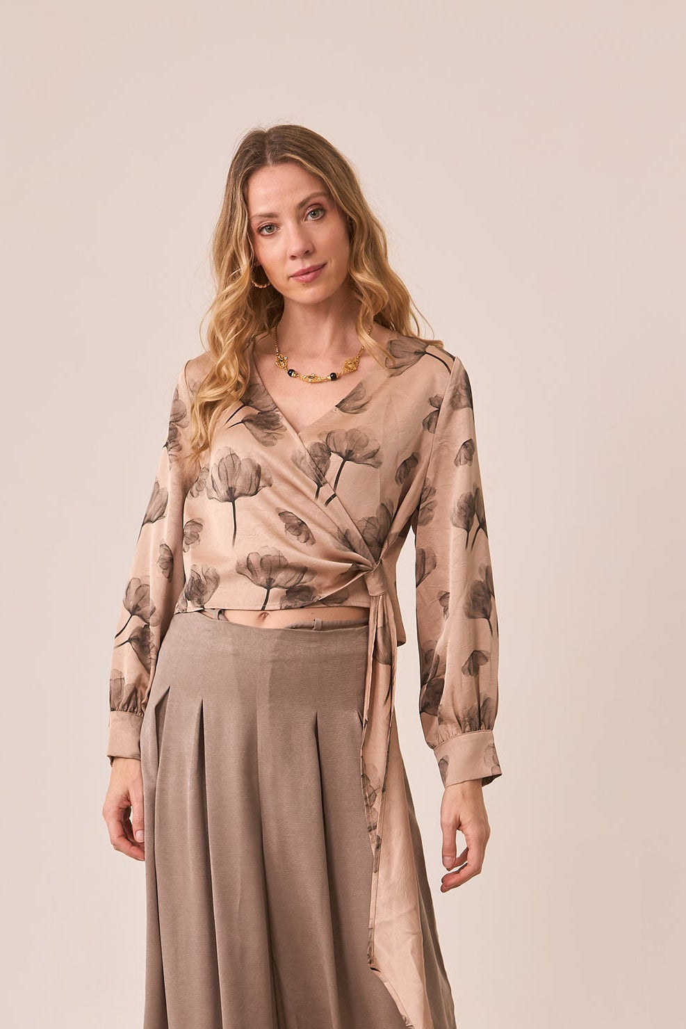 Cross-Bowed Printed Blouse - Pink